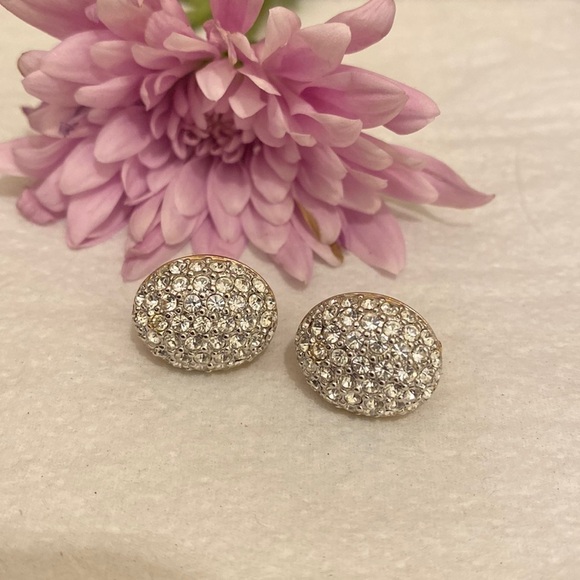Swarovski vintage clip on earrings . Perfect condition - Picture 1 of 9